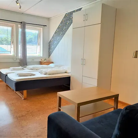 Single With Shared Spaces